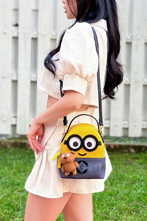 Bello! 💛 Who can resist the cuteness of Minions, check out this Bob Leather bag!
 It’s a perfect statement piece to any of my outfits by adding a pop of colour 🍌🧸 
Fits my stuffs and little trinkets I bring on the go while spicing up my

#ootd!#minions #singapore #bag #backpack #universalstudio #lady #office #workdays #FION #FIONASIA Little Trinkets, Lady Office, Pretty Clothing, Disney Bounding, Barbie Dress, Dress Fashion, Pretty Outfits, Spice Things Up, The Go