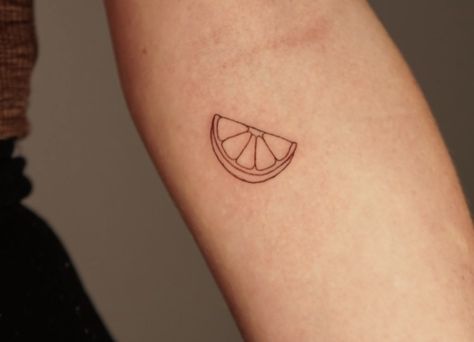 Lemon Wedge Tattoo Small, Wendy Cope Orange Tattoo, Orange Line Tattoo, Lemon Slice Tattoo Minimalist, Orange Wedge Tattoo, Orange Slice Tattoo Small, Lime Slice Tattoo, Orange Tattoo Fruit, Lemon Slice Tattoo