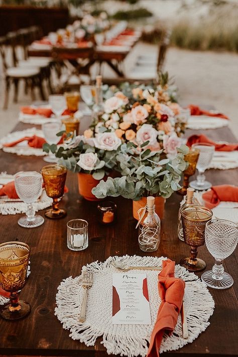 Boho Pins: The Best of Boho – My Top 10 Terracotta Weddings Terracota Beach Wedding, Terracota Wedding Centerpieces, Terracotta Wedding Florals, Terracotta And Cream Wedding, Terracotta Beach Wedding, Wedding Crochet Ideas, Crochet Wedding Decor, Terracotta Centerpiece Wedding, Terracotta And Teal Wedding