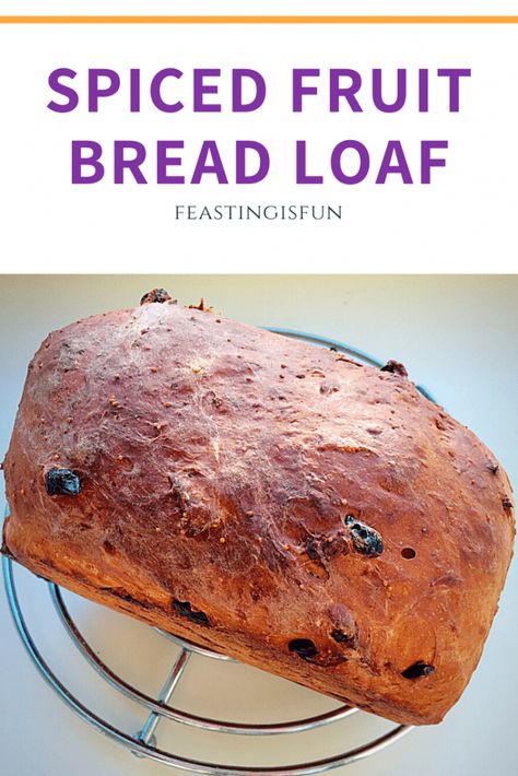 Fruit Loaf Recipe, Spiced Bread, Fruit Bread Recipes, Loaf Bread Recipe, Malt Loaf, Fruit Loaf, Tea Loaf, Spice Bread, Cinnamon Swirl Bread