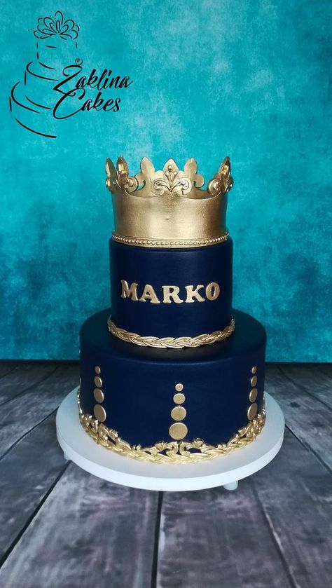 Cake Decorating Hacks, Golden Birthday Cakes, Prince Cake, Royal Cakes, Decorating Hacks, Birthday Cake For Him, Crown Cake, Fathers Day Cake, 1st Birthday Cakes