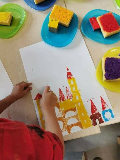 Fairy Tale Art Projects, Purim Preschool, Fairy Tales Preschool Activities, Playing Preschool, Fairy Tales Kindergarten, Fairytale Lessons, Camp Themes, Fairy Tales Preschool, Castle Crafts