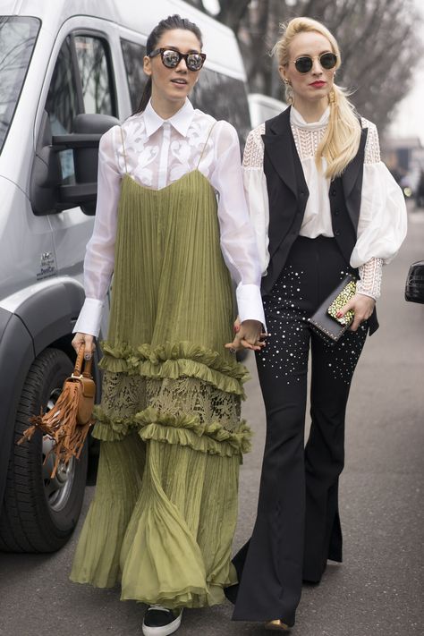 Day 3 Mode Pop, Milan Fashion Week Street Style, Frou Frou, Popsugar Fashion, Looks Street Style, Milan Fashion Weeks, Autumn Street Style, Street Style Inspiration, Fashion Weeks