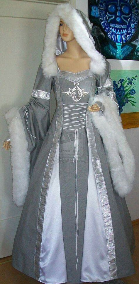 Winter dress Costumes Plus Size, Moda Steampunk, Medieval Cosplay, Medieval Gown, Medieval Clothing, Medieval Dress, Hooded Dress, Medieval Fashion, Women Halloween