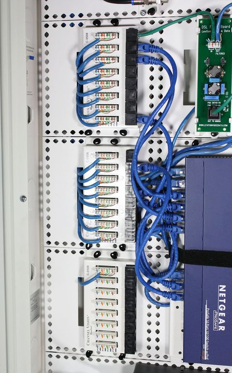 Ethernet Wiring Home, Home Network Closet, Network Closet, Ethernet Wiring, Hi Fi Audio, Network Organization, Structured Wiring, Home Automation Project, Network Rack