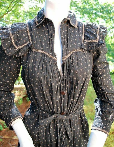 Dark Prairie Dress, Girl Silk Dress, Vintage Whimsigoth, Prarie Dress, Hedda Gabler, Pioneer Dress, Calico Dress, Berry Dress, Tea Gown