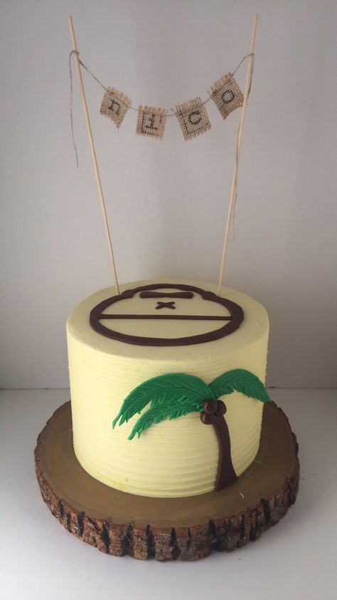 sun bum cake monkey cake ape cake fondant palm tree Sun Bum Monkey, Beachy Birthday Cake, Beachy Cake, Hawaiian Birthday Cakes, Cake Monkey, Summer Birthday Cake, Monkey Cake, Hawaiian Birthday, Cute Birthday Ideas