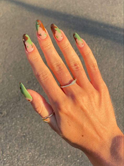 Green And Tan Nails, Green Brown Nails, Brown And Green Nails, Green And Brown Nails, Tropical Vacation Nails, Tan Nails, Brown Nail Art, Hoco Inspo, Oval Shaped Nails