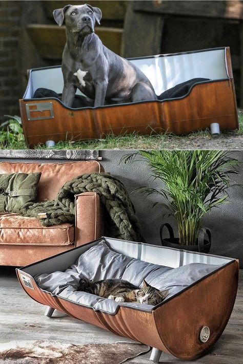 Made from a 200-liter oil barrel cut in half, the pet bed looks like a basket. If you look at the pictures, it doesn’t even feel like it is upcycled from a metal oil drum. It actually looks like a brand new finished pet furniture. Upcycled Pet Bed, Oil Barrel, Homemade Furniture, Cat Towers, Diy Dog Bed, Dog Area, Barrel Furniture, Oil Drum, Dog Furniture