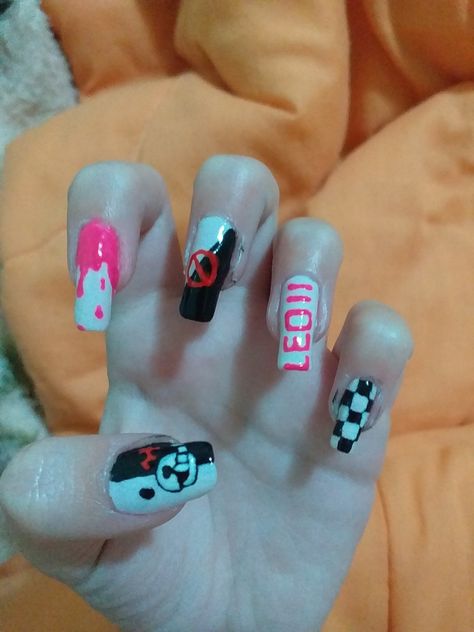 my danganronpa nail art from back in 2020 Danganronpa Inspired Nails, Danganronpa Nail Art, Danganronpa Nails Ideas, Fnaf Nail Art, Danganronpa Nails, Danganronpa Tattoo, Haikyuu Nails, Nails Pattern, Korean Streetwear Fashion