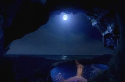 Mako Island Moon Pool, Moon Pool Aesthetic, H2o Aesthetic, Moon Pool, No Ordinary Girl, H2o Mermaids, Siren Mermaid, Mako Mermaids, Mermaid Aesthetic