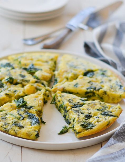 Spinach Frittata - Once Upon a Chef Frozen Spinach Recipes, Spinach Dinner Recipes, Spinach Frittata Recipes, Spinach Frittata, Easy Egg Recipes, Spinach Quiche, Eggs Breakfast, Spinach Egg, Egg Dishes