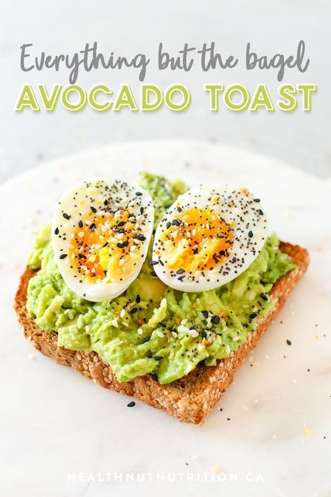 10 easy ways to fancy up your avocado toast for breakfast, lunch and yes, even dinner! Avocado Recipes Breakfast, Toast For Breakfast, Avocado Dessert, Avocado Toast Recipe, Resep Diet, Vegetarian Cooking, Avocado Recipes, Toast Recipes, Healthy Nutrition