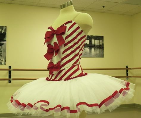 Maquillage Halloween Clown, Nutcracker Ballet Costumes, Candy Cane Costume, Nutcracker Costumes, Dance Tutus, Kids Tutu, Nutcracker Ballet, Candy Cane Stripes, Satin Ribbons