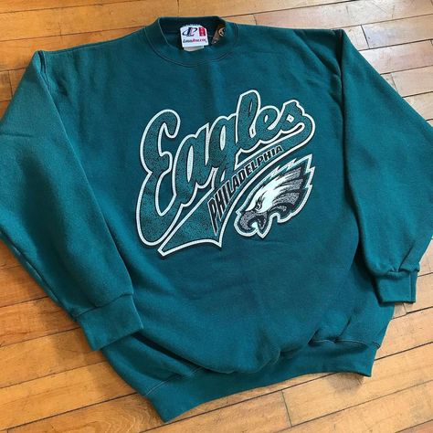 Eagles Sweatshirt Philadelphia, Philadelphia Eagles Outfits For Women, Philadelphia Eagles Outfit, Eagles Crewneck, Sports Crewneck, Crewneck Outfit, Eagles Gear, Eagles Sweatshirt, Philly Sports