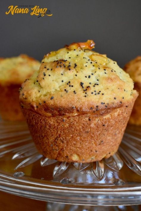 Poppyseed Chicken, Chicken Muffins, Poppy Seed Chicken, Seed Muffins, Orange Muffins, Poppy Seed Muffins, Sweet Muffin, Muffin Tin Recipes, Homemade Muffins