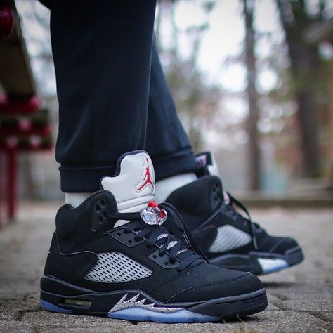 Air Jordan 5 Retro "Black Metallic" Air Jordan 5 Retro Outfits, Jordan 5 Outfit Men, Jordan 5 Black Metallic, Jordan 5 Metallic, Affordable Jordans, Jordan 5 Outfit, Jordan Shoes Men, Women Nike Shoes, Cute Jordans