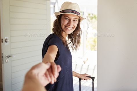 Point Of View Shot, People Person, B Roll, Background Diy, Desktop Wallpaper Art, Male Man, Leaving Home, Man Men, Going On Holiday