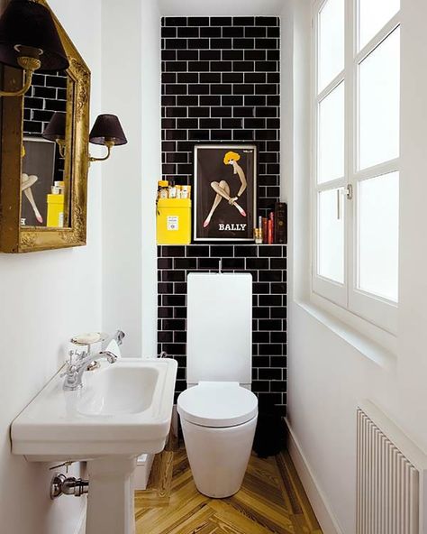 Subway tile Black Subway Tiles, Toilette Design, Toilet Room, Small Toilet, Decor Baie, Black Tiles, Downstairs Bathroom, Bad Design, Small Bathroom Design