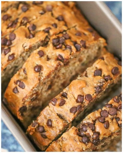 Vegan Banana Chocolate Chip Bread recipe - indulge in comforting & irresistible quick bread with the perfect balance of chocolate and banana! Vegetarian Banana Bread, Banana Chocolate Chip Bread Recipe, Banana Bread No Eggs, Vegan Chocolate Chip Banana Bread, Choc Chip Banana Bread, Banana Chocolate Chip Bread, Chocolate Chip Bread Recipe, Chocolate Chip Banana Bread Recipe, Vegan Breakfast Easy