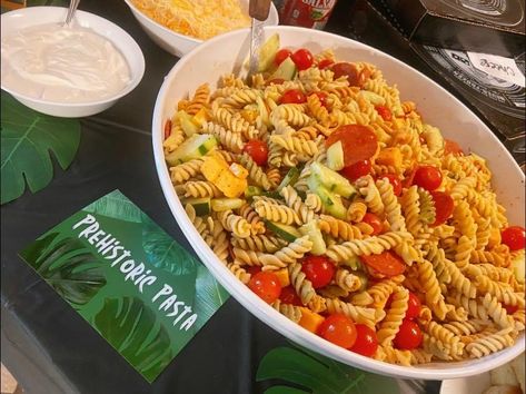 Jurassic park themed party food Jurrasic Park 2nd Birthday Party, Dino Birthday Party Food Dinosaur Snacks, Three Rex Food Ideas, Three Rex Party Food, Dinosaur Food Ideas Themed Parties, Jurassic Park Food Ideas, Dino Food Ideas, Dino Party Food Ideas, Dino Themed Food Party Ideas