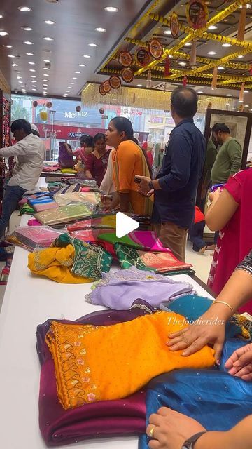 Dimple Hyderabad Food Blogger on Instagram: "Wholesale sarees starting at ₹240/- only. @rkcollectionssarees 📍Chandanagar, Hyderabad. They have a huge collection of sarees including Patola, Dola, Banarasi, handloom, ikkat & so much more at wholesale prices. Prices of sarees here are definitely lesser than market prices. You can also shop online from www.recollections.in Follow @thefoodierider_hyderabad for the finest food, travel & lifestyle content. #sarees #thefoodierider_hyderabad #classysarees #pattu #offers #sale #lifestyle #hyderabad #hyderabadblogger" Hyderabad Food, Saree Sale, Of Sarees, Lifestyle Content, Market Price, Fine Food, Food Travel, Travel Lifestyle, Ethnic Wear