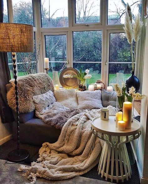 Bedroom Redo, Cozy Place, Stylish Home Decor, Cozy Room, Cozy Space, My New Room, Home Fashion, 인테리어 디자인, House Inspiration