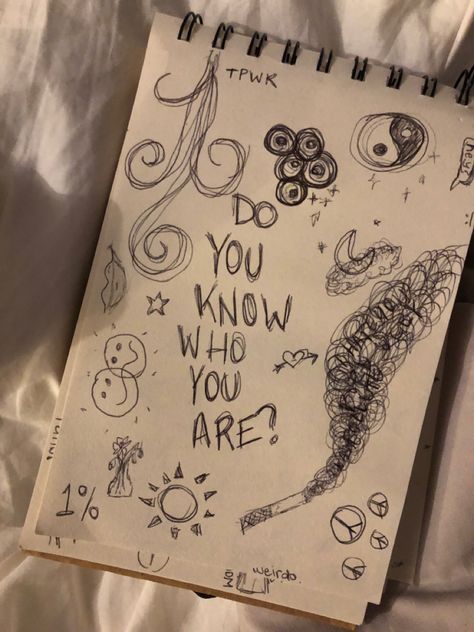 Harry Styles Sketchbook, Harry Styles Journal Ideas, Harry Styles Drawing Sketches, Harry Styles Doodles, Harry Styles Sketch, Lights Up Harry Styles, What Can I Draw, Harry Styles Lights Up, Harry Styles Drawing