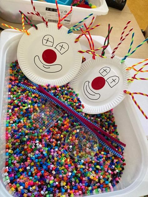 Circus Fine Motor Activities, Circus Art Projects For Kids, Circus Theme Preschool Activities, Circus Crafts Preschool, Circus Activities, Thema Circus, Sensory Activities For Preschoolers, Circus Crafts, Science For Toddlers