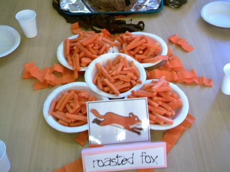 Idea for roasted fox at Gruffalo party - could also use carrot stick crisps I suppose? Gruffalo Party Ideas, Gruffalo Games, Gruffalo Party Games, Roasted Fox Gruffalo, Gruffalo Food Ideas, Gruffalo Eyfs, Gruffalo Activities, Fox Tails, Gruffalo Party