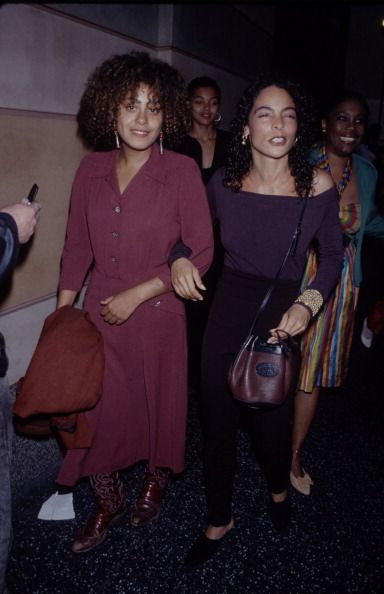 Cree Summer Dwayne And Whitley, 2000s Celebrities, Jasmine Guy, Cree Summer, Black Glamour, 90s Inspired Outfits, Vintage Black Glamour, Different World, 90s Fashion Outfits