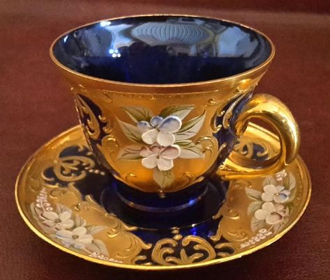 Coffee service, Murano glass, hand-decorated Designer Cups, Small Gifts For Women, Fancy Cup, Tea Cup Collection, Gold Tea, Pretty Tea Cups, Antique Tea Cups, Coffee Service, Camping Coffee