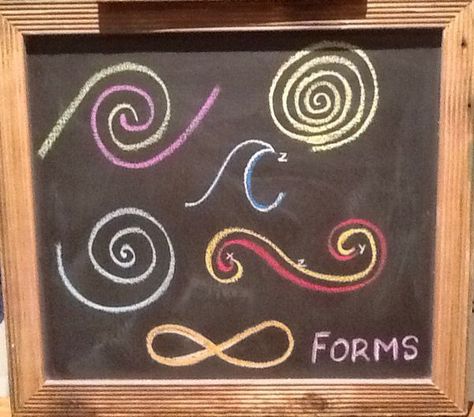 First grade forms Waldorf Lessons, Chalkboard Pictures, Line Art Lesson, Waldorf Teaching, Alternative Education, Form Drawing, Chalkboard Drawings, Waldorf Education, Homeschool Inspiration