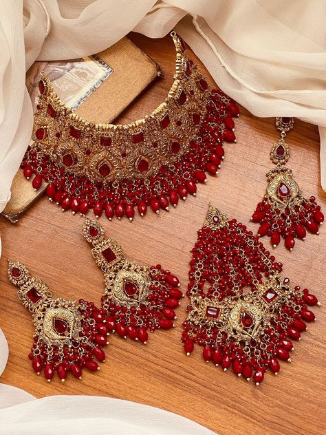 Tuba Art, Dulhan Set, Crochet With Wire, Elven Tree, Fake Injury, Mughal Jewelry, Desi Clothing, Wedding Jewellery Designs, Ethereal Jewelry