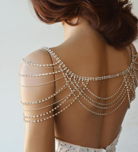 Jóias Body Chains, Jewelry For Bride, Crystal Fringe, Shoulder Jewelry, Shoulder Necklace, Boho Style Wedding, American Indian Jewelry, Diamond Solitaire Necklace, Solitaire Necklaces