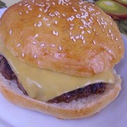 Onion Ranch Burgers | "Took it to a friends house to grill and had to give her the recipe, now it's her go to burger recipe too!" Ranch Burgers, Best Ground Beef Recipes, Cut Recipe, Soup With Ground Beef, Ranch Dressing Mix, Grilled Burgers, Beef Soup, Good Burger, Easy Casserole