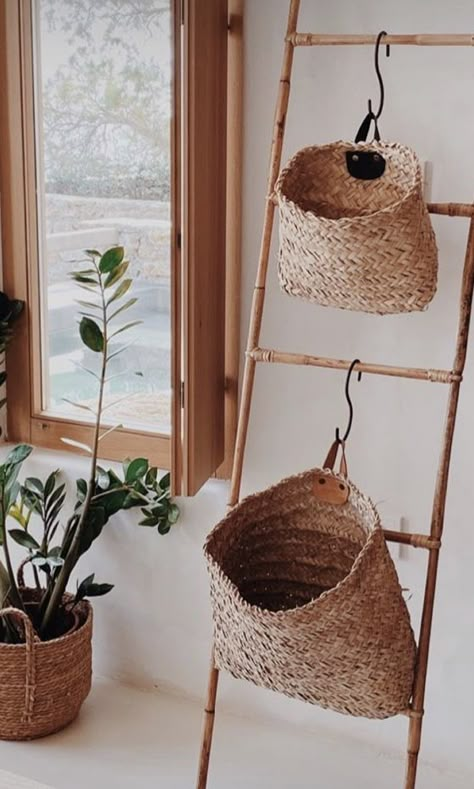 Basket Ladder Ideas, Bamboo Ladder Decor, Boho Ladder Decor, Bamboo Decor Interior Design, Bedroom Wardrobe Designs, Paint Bedroom Ideas, Interior Designer Aesthetic, Aesthetic Entrance, Furniture Design Kitchen