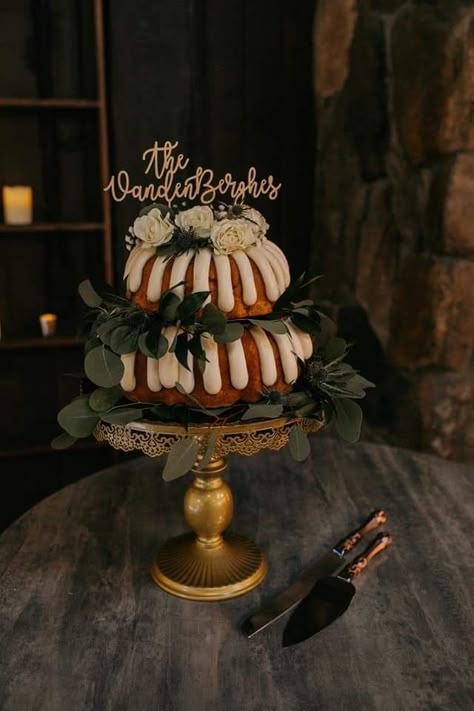 Bundt Cake Wedding, Bundt Cakes Wedding, Nothing Bundt Cakes Wedding, Wedding Cake Display, Wedding Wishlist, Nothing Bundt, Boho Wedding Cake, Nothing Bundt Cakes, Backyard Reception