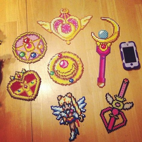 Sailor Moon Perler Beads, Moon Perler Beads, Sailor Moon Perler, Anime Perler, Perler Creations, Moon Crafts, Pixel Beads, Beads Art, Perler Art