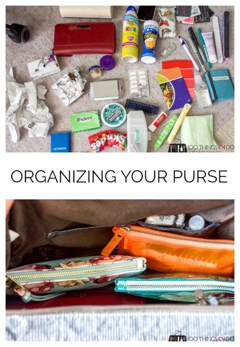 Purse Contents Ideas, Purse Hacks, Small Desk Organization, Mom Purses, Minimalist Purse, Simple Purse, Inside My Bag, Purse Essentials, Kids Closet Organization