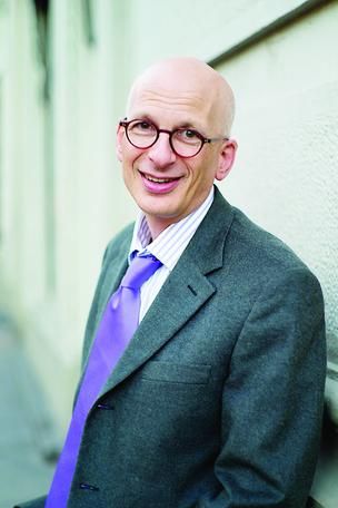 Author and marketing expert Seth Godin has written 14 books on marketing and publishes a blog read by millions. Seth Godin Quotes, Vanessa Van Edwards, Loud People, Open Quotes, Seth Godin, Mel Robbins, Tim Ferriss, Book Discussion, Life Changing Books