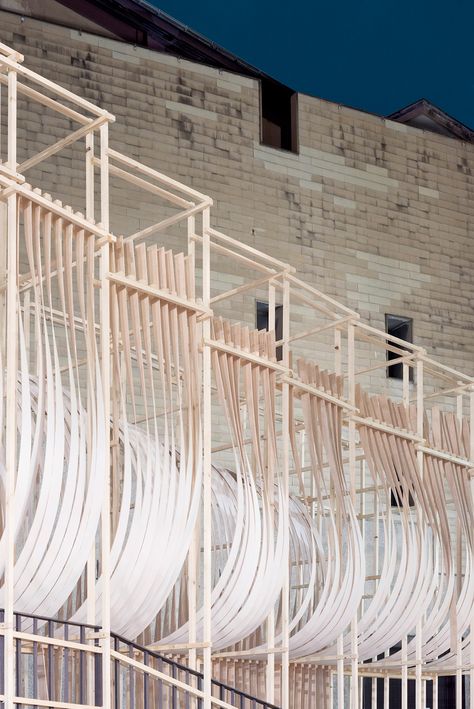 Wooden installation resembling ship sails Bamboo Arch, Installation Architecture, Interactive Architecture, Sailing Photography, Street Installation, Modern Architecture Interior, Sailing Art, Paper Furniture, Interactive Walls