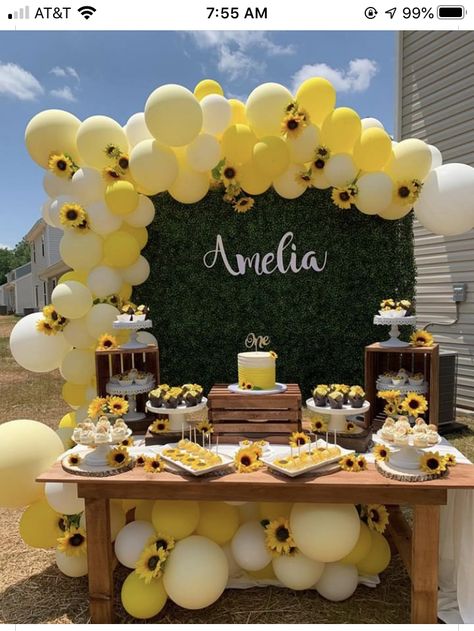 Sunflower Birthday Parties, Shower Dessert Table, Baby Shower Dessert, Baby Shower Dessert Table, Sunflower Party, Sunflower Baby Showers, Shower Desserts, 1st Birthday Themes, Baby Balloon