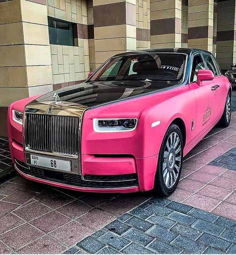 2,610 Likes, 10 Comments - ROLLS-ROYCE CARS 👑 (@1.rollsroyce.1) on Instagram: “✅Follow @1.rollsroyce.1 👍 ⠀⠀⠀⠀Amazig💕pink color😉 KING👑ROLLS-ROYCE PHANTOM👑 ⠀⠀⠀⠀⠀⠀⠀…” Mercedes G Wagon, Rolls Royce Phantom, G Wagon, My Dream Car, Dream Car, Car Collection, Royce, Rolls Royce