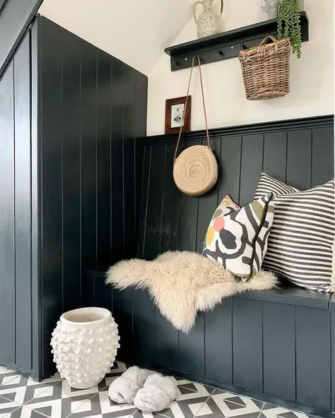 Farrow and Ball 239 bedroom interior Farrow And Ball Wimborne White, Wimborne White, Colour Story, Farrow And Ball, Metal Kitchen, Trim Color, Shades Of White, Coordinating Colors, Farrow Ball