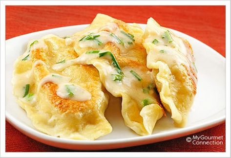 Cheese Pierogi Recipe, Polish Pierogi, Pierogi Recipe, Salad Pasta, Low Fodmap Recipes, Fodmap Recipes, Kielbasa, Yummy Sides, Ravioli