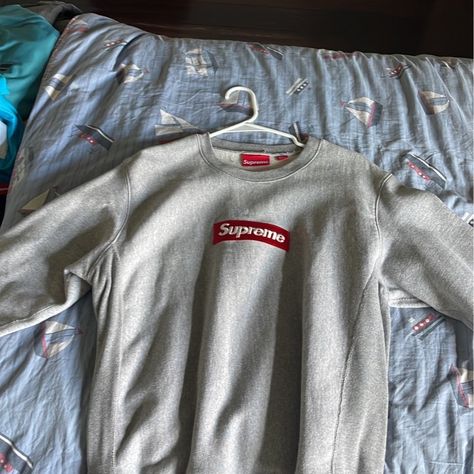 Supreme Box Logo Heather Crewneck Was Given As A Gift So Not Sure If They’re 100% R3al Otherwise In Immaculate Condition Only Tried On Supreme Box Logo, Box Logo, Man Shop, Sweatshirts Hoodie, Crew Neck, ? Logo, Sweatshirts