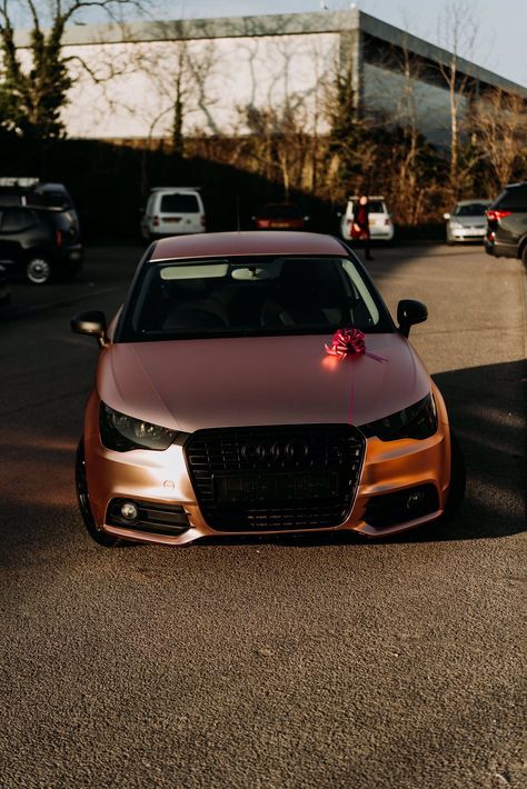 Cool Car Wraps, Wrapped Cars, Rose Gold Car, Dream Cars Audi, Super Sports Cars, Rose Gold Chrome, Car Wrapping, Vinyl Wrap Car, Fast Sports Cars