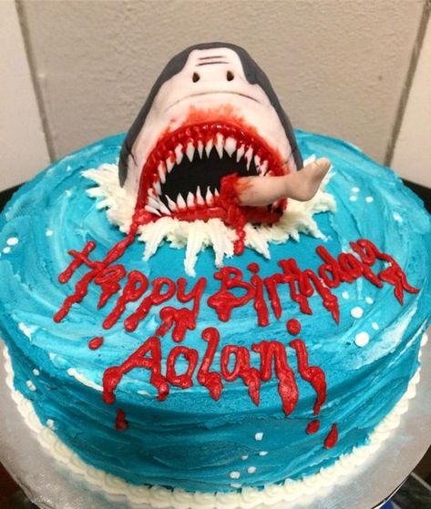 Bridgette Norris-Sanchez on Instagram: "More cake orders like this please 👌🏼" Jaws Party Decorations, Jaws Cake, Jaws Cake Ideas, Jaws On The Water, Jaws Party, Jaws 4, Jaws Meme, Cake, Instagram