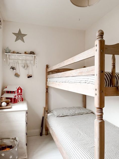 Kid Bunk Bed Ideas, Room With Bunk Beds, Bunk Bed Ideas, Babies Room, Kids Bunk Beds, Bunk House, Bed Ideas, My Boys, Inspiration For Kids